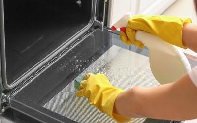 Oven cleaning : How to do it efficiently