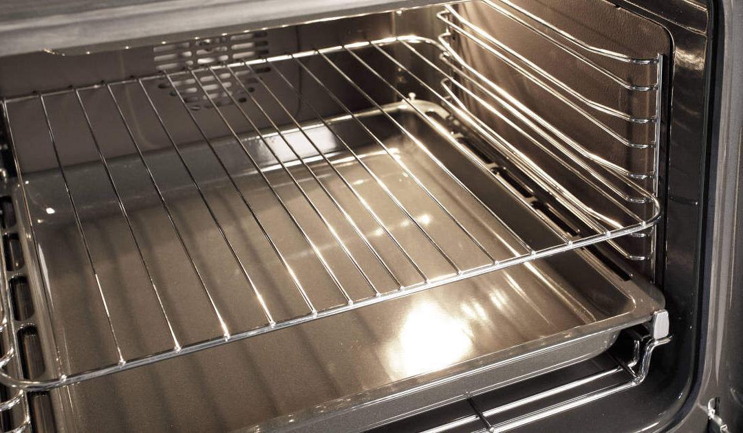 Four-cuisinière : comment fonctionne une plaque de cuisson ?